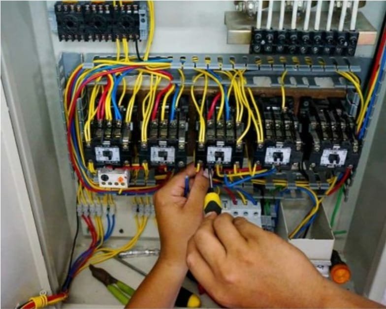 كهربائي بالدمام - 0566055691